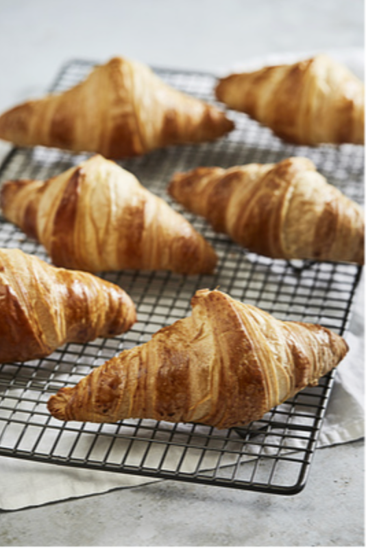 387007 SAV. Country Range Straight Butter Croissants (Unbaked) 80x65g
