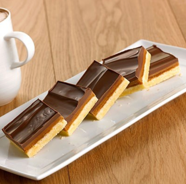 387480 SAv. Handmade Cake Company Caramel Shortcake x15 ptn