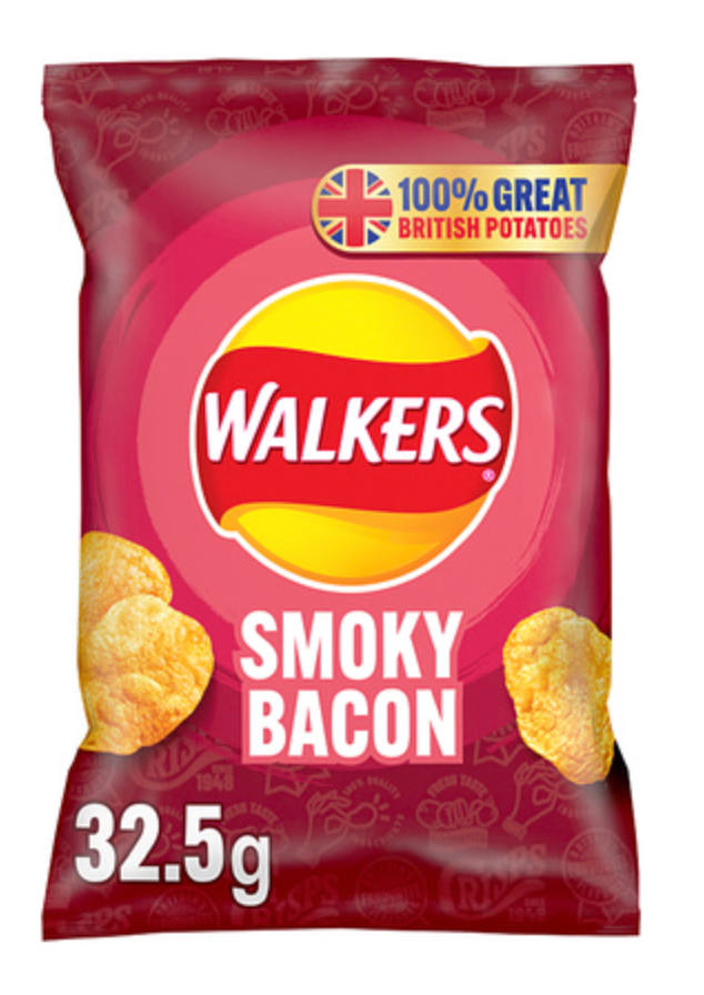 124694 SAV. Walkers Smoky Bacon Crisps 32x45g