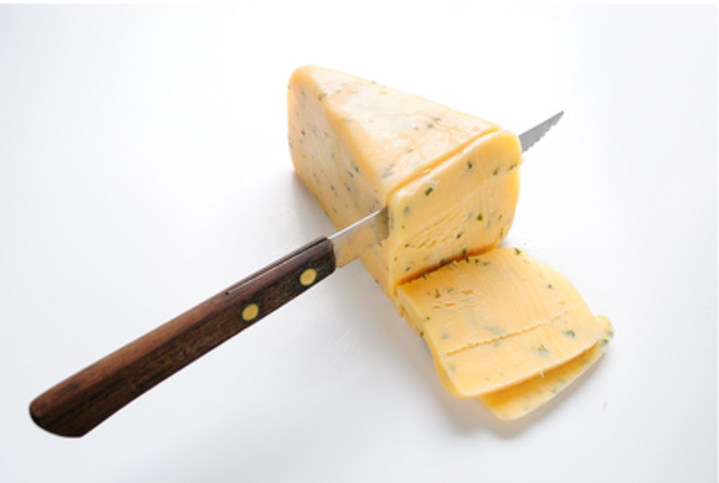 269064 SAV. Carron Lodge Chive and Onion Double Gloucester Cheese 1 kg
