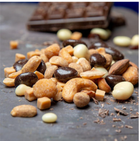155812 SAV. Mr Filberts Salted Caramel Chocolate Nut Mix 1 x 1.5KG