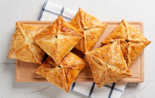 387250 SAV. Jus-Rol Puff Pastry Squares (5 Squares) 1 x 96SGL