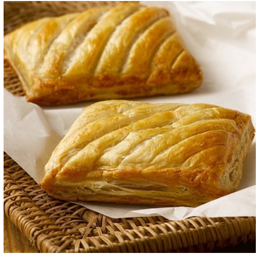 383024 SAV. Frozen Wrights Pies Cheese and Onion Unbaked Slice 156g (30 Pack)