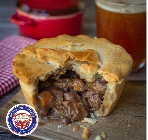 Mud. Steak & Ale Pie 12x270g