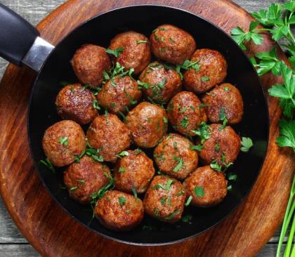 Elite. Porky Whites Frozen Mediterranean Meatballs 160 x 28g