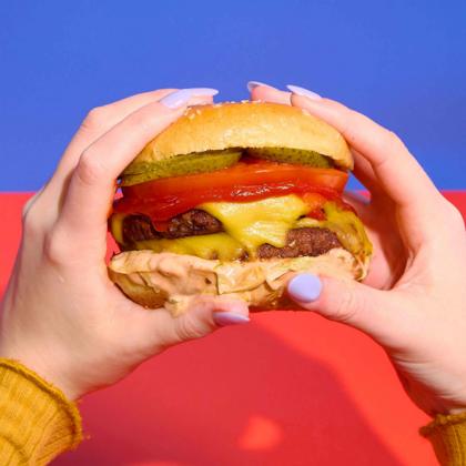 Elite. Moving Mountain B12 Burger Vegan 20 x 113G