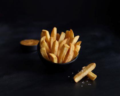 Elite. Caterfood Select Fries Coated Skin On Chips 14x14mm 4x2.25kg