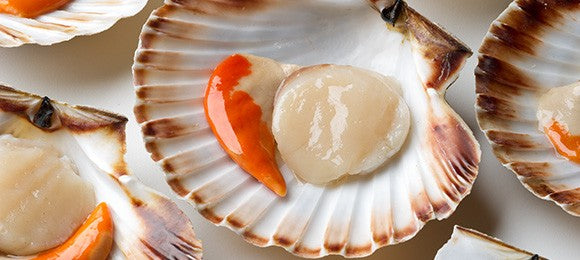 3895 STICK. Scallops King Half Shell roe On x12