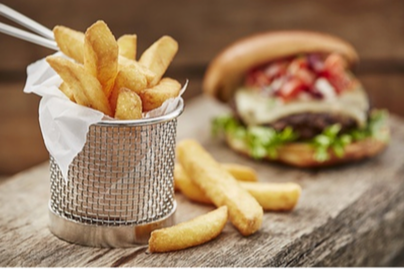386004 SAV. Country Range Crispy Coated Fries (9/16 Inch) 4x2.5kg
