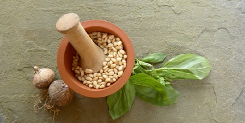 187737 SAV. Centaur Pine Kernels 1kg
