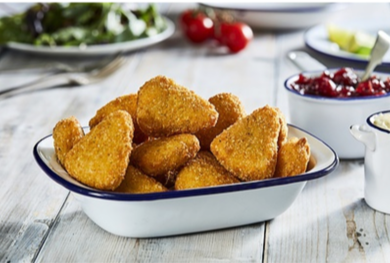 385835 SAV. The Food Fellas Breaded Brie Triangle  1kg