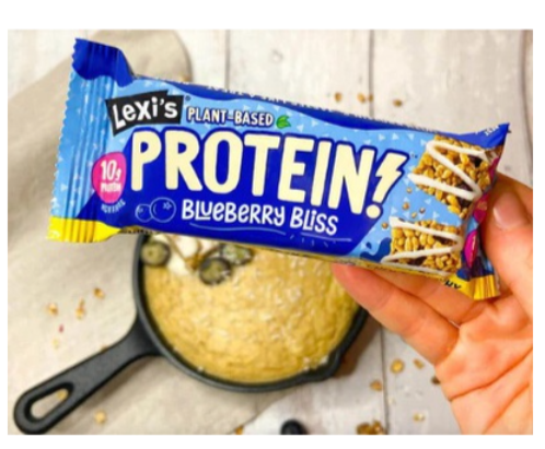 113388 SAV. Lexi's High Protein Crispy bars - Blueberry and Vanilla 12PCS