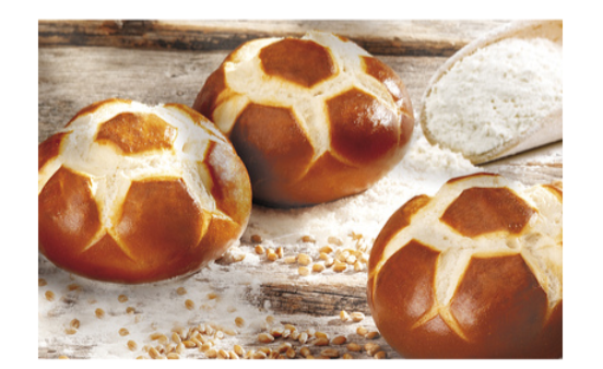 316795 SAV. Ditsch Ready Baked Football Pretzel Roll 60 x 70G