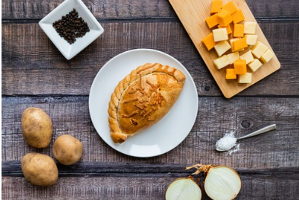 316503 SAV. Prima Bakeries Cheese and Onion Pasty 24 x 300G
