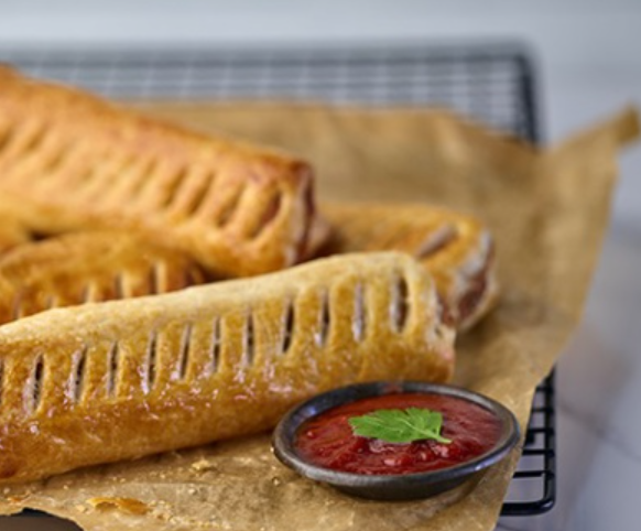 333033 SAV. KaterVeg 4 Inch Vegan Sausage Rolls 48 x 65G