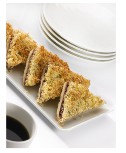 387435 SAV. Handmade Cake Company Raspberry and Coconut Slice Tray Bake 1 x 12PTN