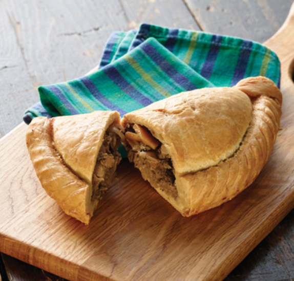 383151 SAV. Proper Cornish Lamb and Mint Pasty 20 x 283G