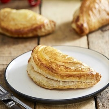 383018 SAV. Frozen Country Range Unbaked Cheese and Onion Pasty 127g (48 Pack)