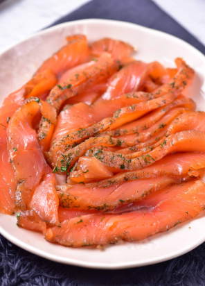 DIRECT. Gravadlax Sides Dcut Beetroot Cw Per Kg