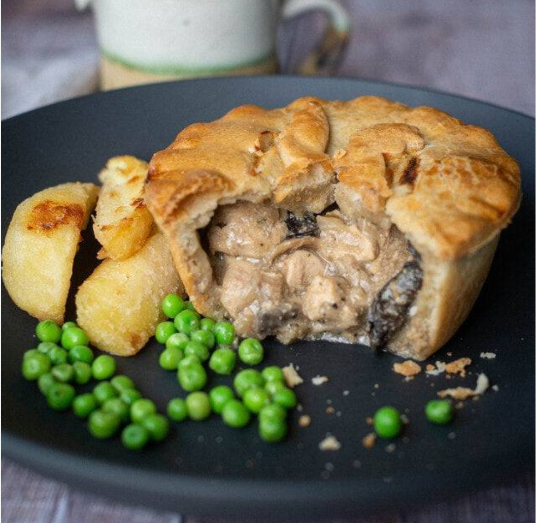 Mud. Chicken & Mushroom Pie   12x270g