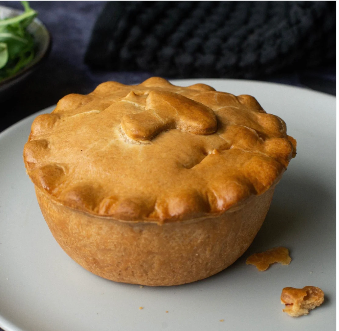 Mud. Mushroom & Asparagus Pie  (Vegetarian) 12x220g