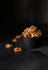 Elite. Walnut Halves  1kg