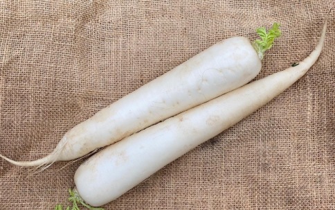 Mooli/ Daikon Each