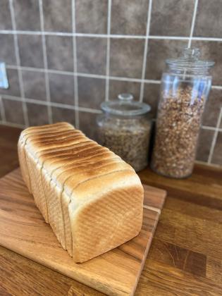 Elite. Jacksons Bakery Thick White Sandwich Loaf  14+2   10x800g  Frozen
