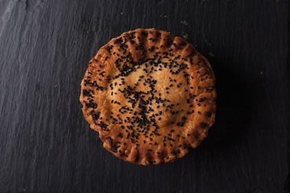 Elite. Roast Root Veg & Halloumi Tap Room Pie  9 x 310G
