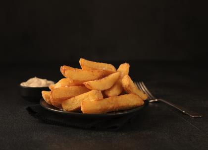Elite. Caterfood Premium Ultra Crunch Skin On 19mm Chips 4x2.25kg