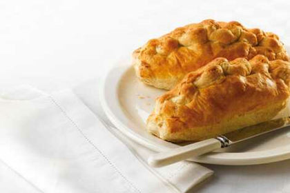 Elite. Wrights Frozen Beef & Vegetable Pasties 30 x 216g