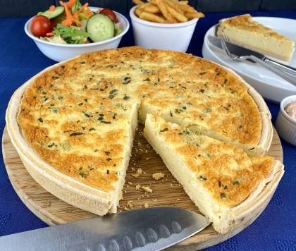 Elite. RCF Cheese and Onion Quiche 10" (CF*)  1 x 1.3KG