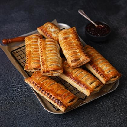 Elite. Caterfood 6" Sausage Roll (unbaked)  50 x 100g