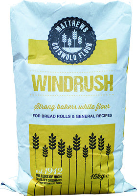 111064 SAV. Windrush Strong White Flour 16kg